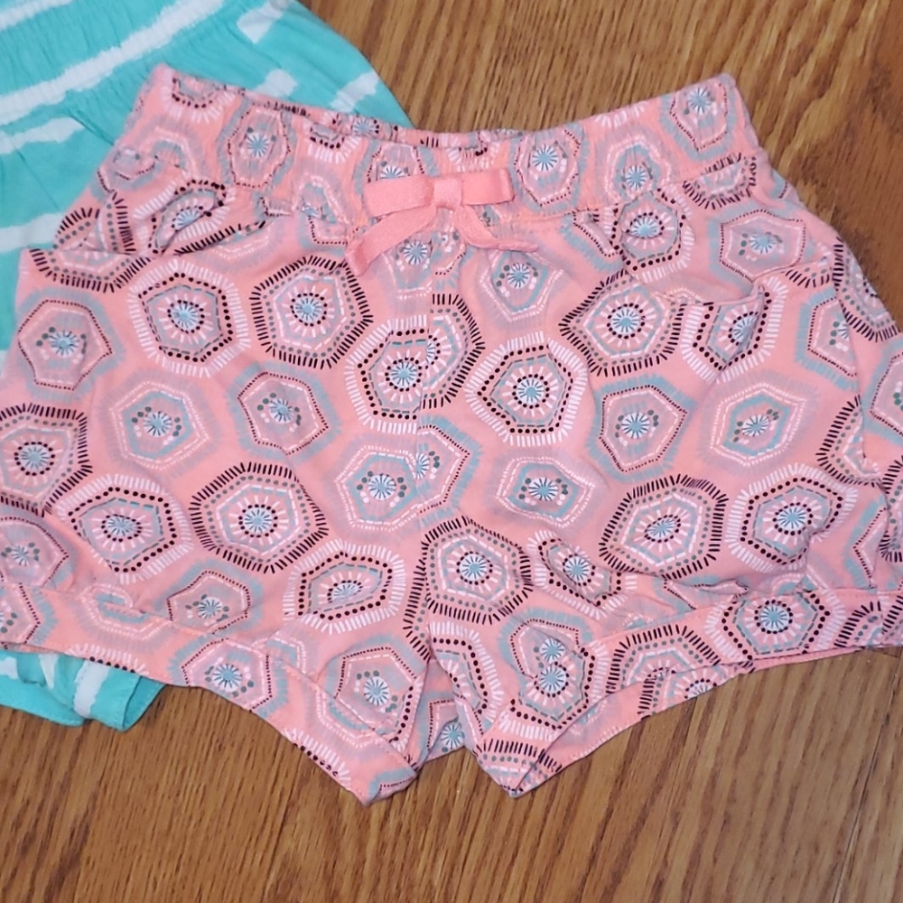 Bundle Girls 5T Shorts - Picture 2 of 5